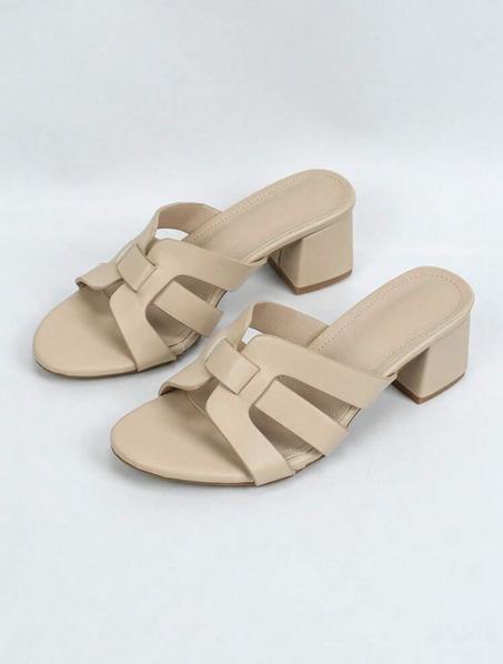 Mules élégantes à talon carré- pointure 43