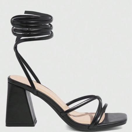 Sandales à talon avec lacets- pointure 43/44