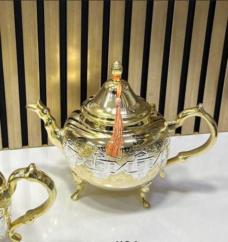Théière Marocaine Argentée Artisanat Traditionnel Élégant Numéro 24 CHARKI
