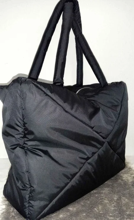 Sac à Main Chic 🌟 : L'Accessoire Incontournable pour Sublimer Votre Style 👜✨