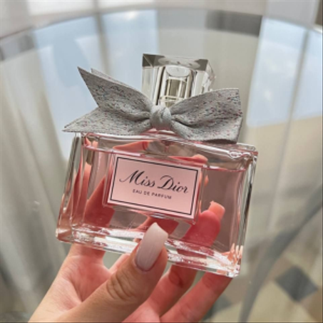 PARFUM COMPLET FEMMES