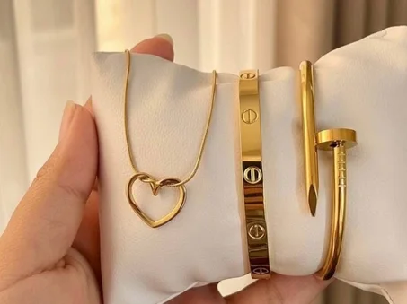 Luxury Jewelry & Accessories Set for Women طقم مجوهرات وإكسسوارات نسائية فاخرة
