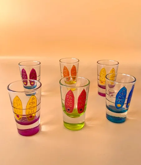 Lot 6 verres à thé