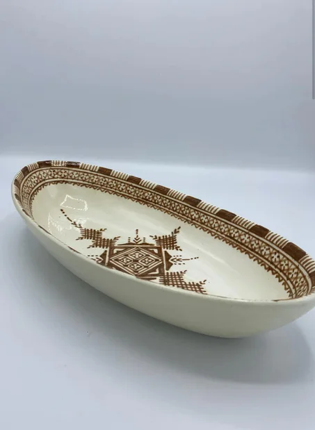 Assiette creuse ovale en céramique