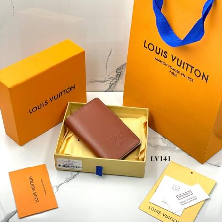 بوك لويس فيتون