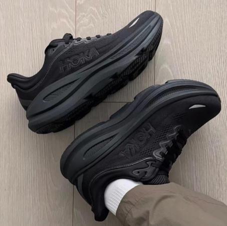 Hoka One One Bondi 9 Triple Black ，Size 36-45 ，Aed 150