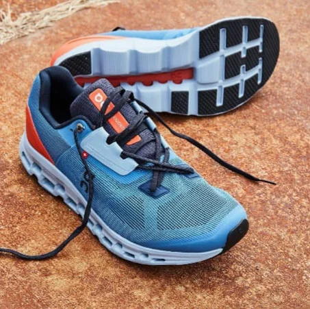 On Running Cloudstratus Lake Blue Flare Orange ，