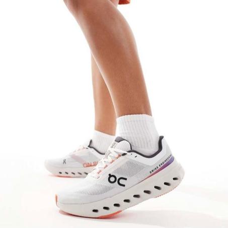 On Running Cloudsurfer Next White Flame