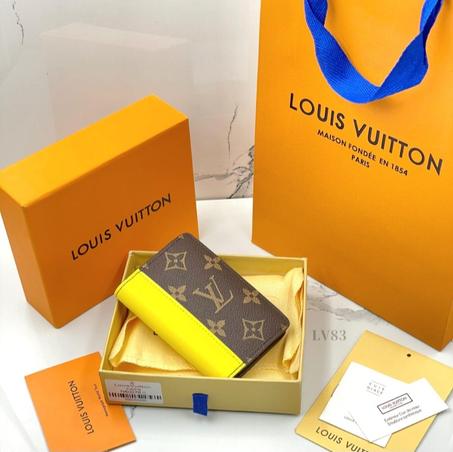 بوك لويس فيتون