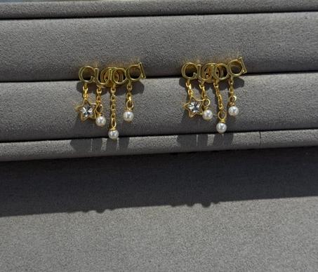 *GUCCI* 💚  🆕🎉🥳🎊🆕 ↗️ *Super Master Quality ®️*  Earings 👂