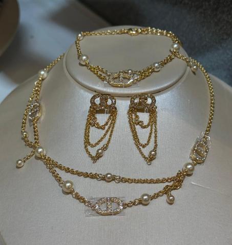 *DIOR* 🤍    🆕🎉🥳🎊🆕  ↗️ *Super Master Quality