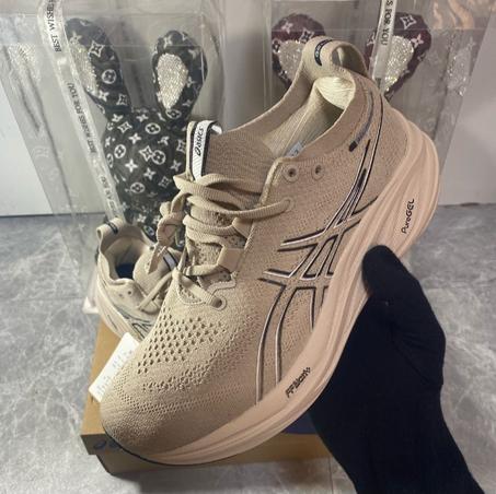 حذاء أسيكس جل نيمبوس 26