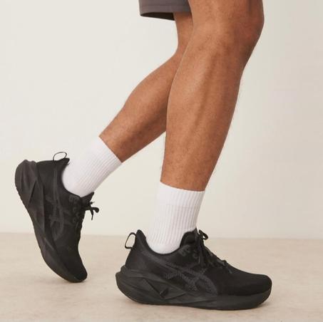 حذاء أسيكس نوفا بلاست 5 بلاك