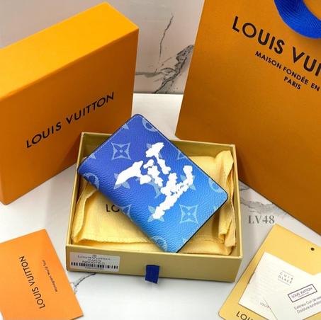 بوك لويس فيتون