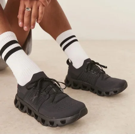 On Running Cloudswift 4 Black Eclipse，