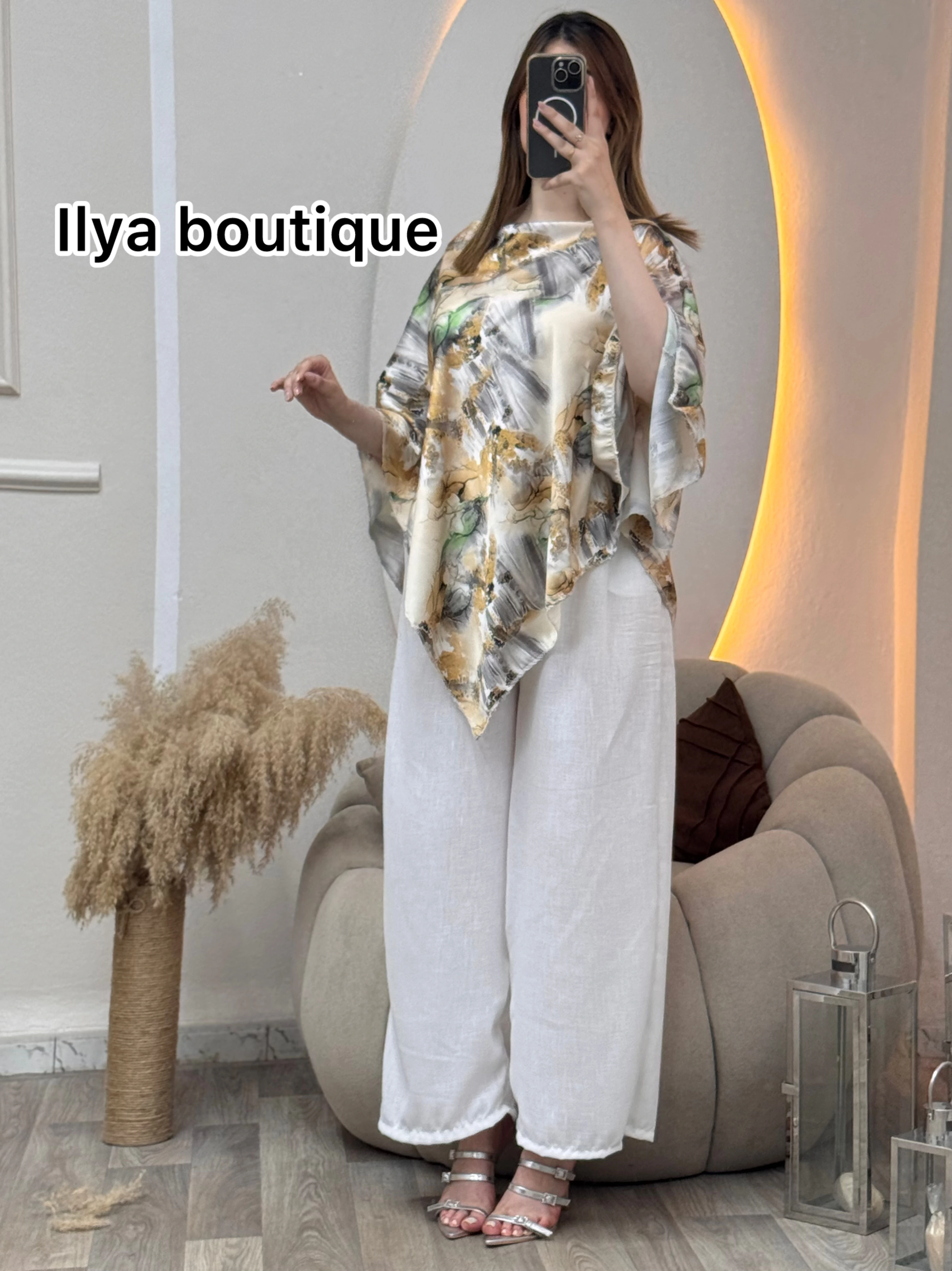Ensemble Sakura nouvelle tendance cet saison pantalon en Lin + le haut en satin en 4 couleurs Taille standard (38-46)