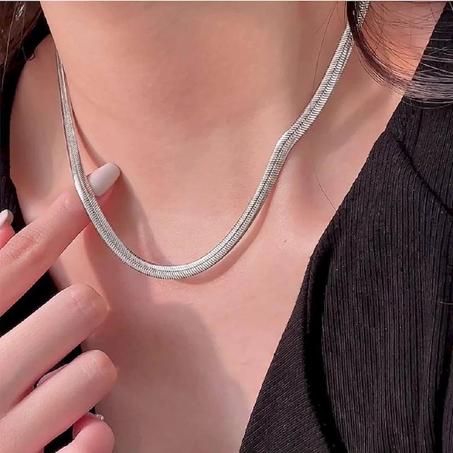 collier snake argent