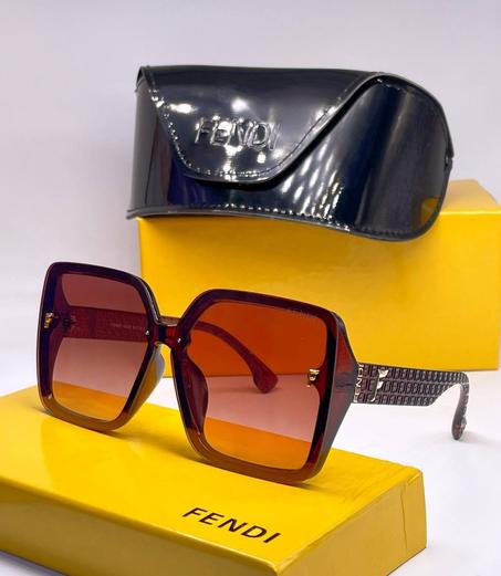 نظارات لرجال والنساء