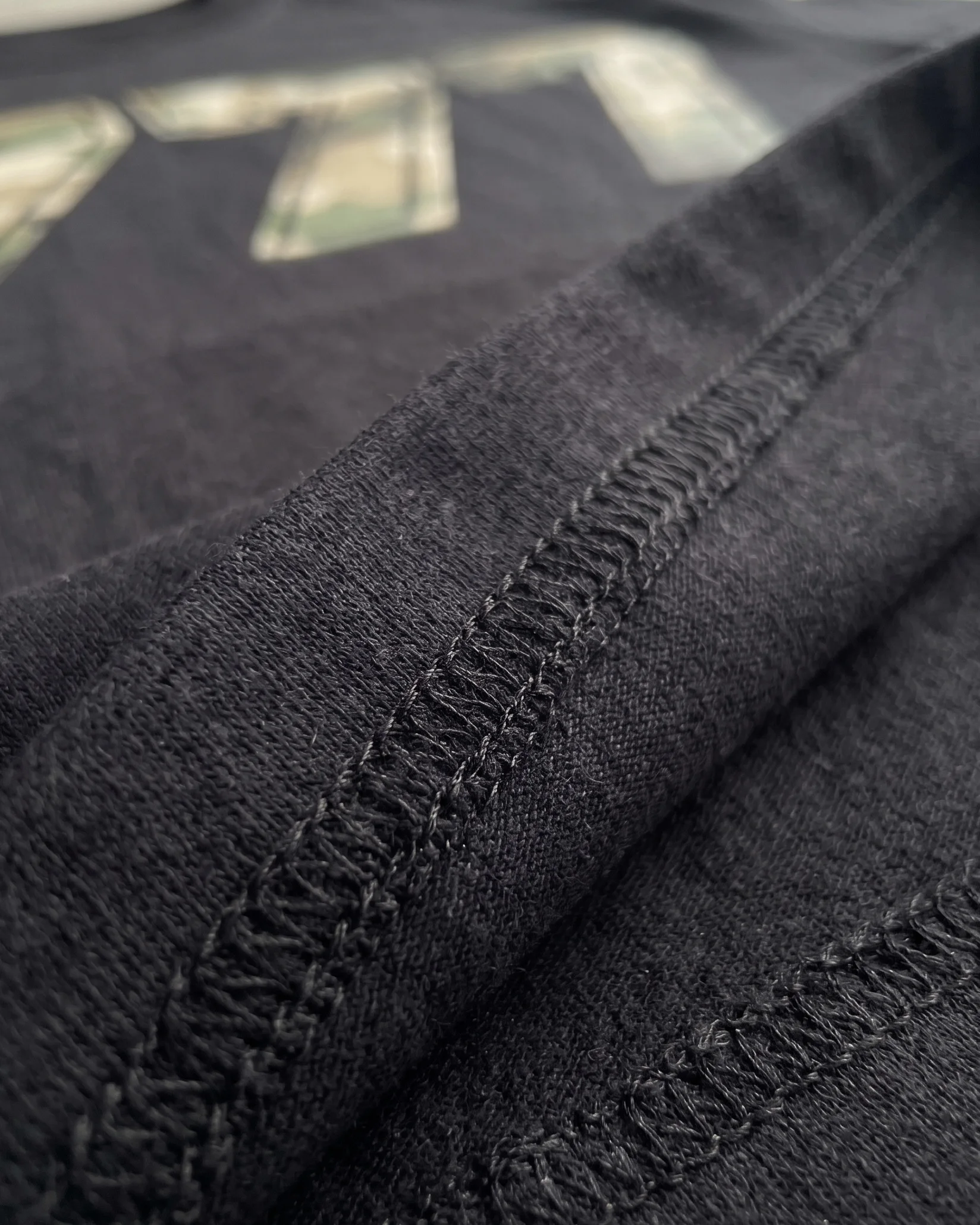777 ARMY OVERSIZED T-SHIRT – BLACK