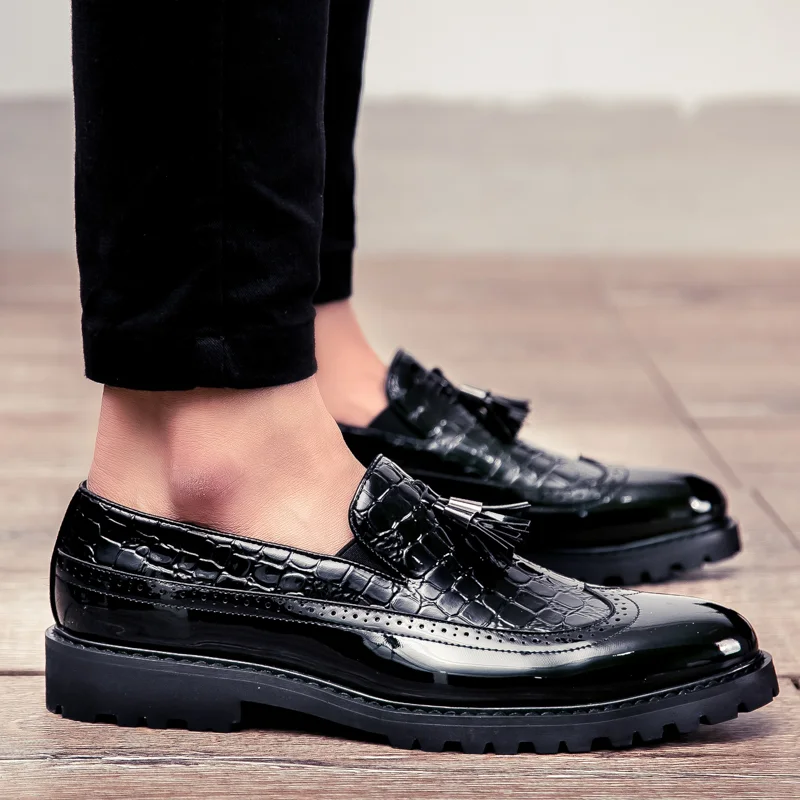 Mocassins habillés vintage pour homme, en cuir, à bout golf et pampilles, style brogue, à enfiler, bas, respirants, confortables et antidérapants, parfaits pour toutes les occasions