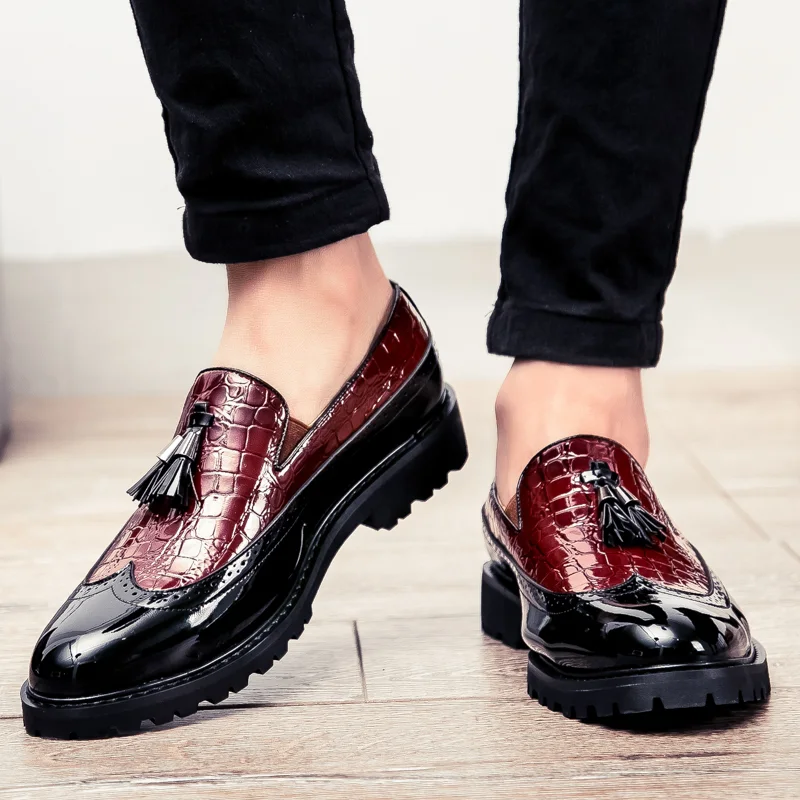 Mocassins habillés vintage pour homme, en cuir, à bout golf et pampilles, style brogue, à enfiler, bas, respirants, confortables et antidérapants, parfaits pour toutes les occasions