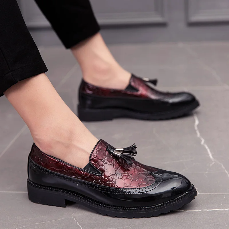 Mocassins habillés vintage pour homme, en cuir, à bout golf et pampilles, style brogue, à enfiler, bas, respirants, confortables et antidérapants, parfaits pour toutes les occasions
