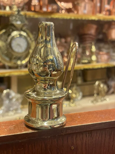 تحف وانتيكات( لمبه جاز)