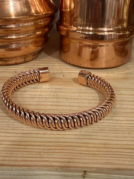 اساور الدنجوان نحاس احمر عالى الجوده ( رفيع )