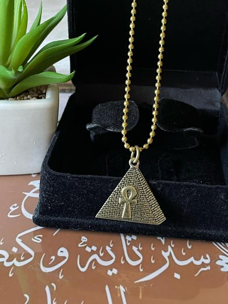 سلاسل فرعوني