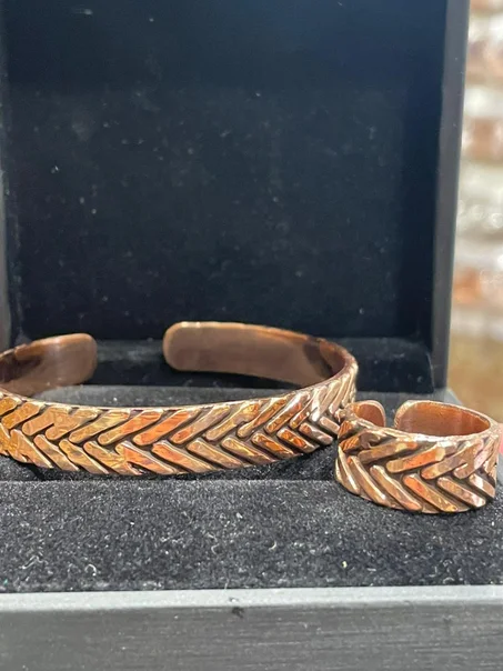 طقم اسوره ودبله  احمر (جمله)