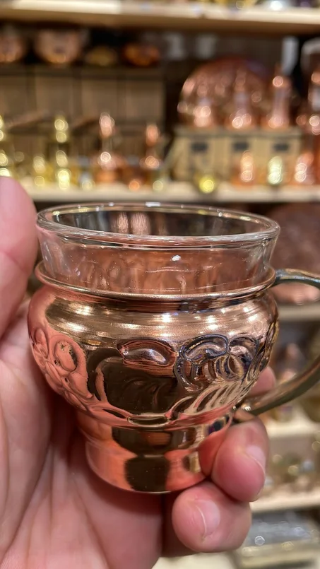 فنجان بطبق  ملوكى نحاس احمر / اصفر