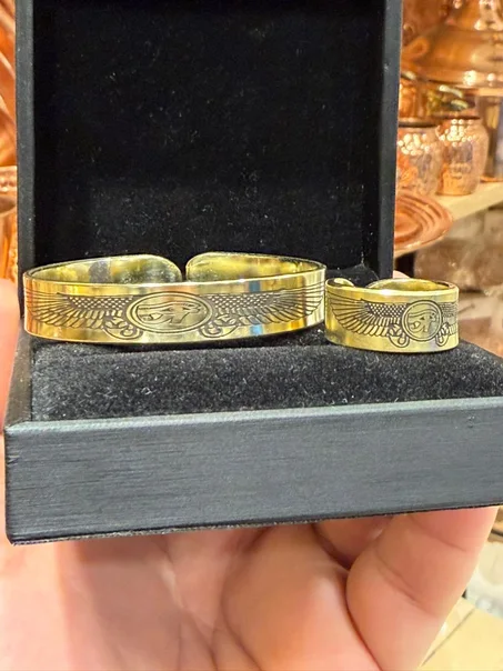 طقم اسوره ودبله عين حورس نحاس اصفر