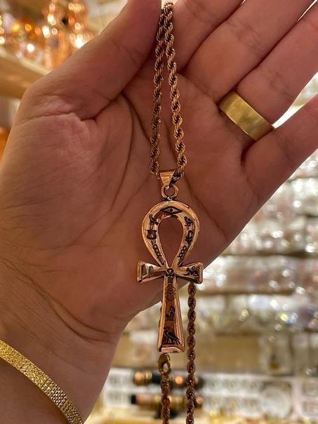 سلسله مفتاح الحياة نحاس احمر