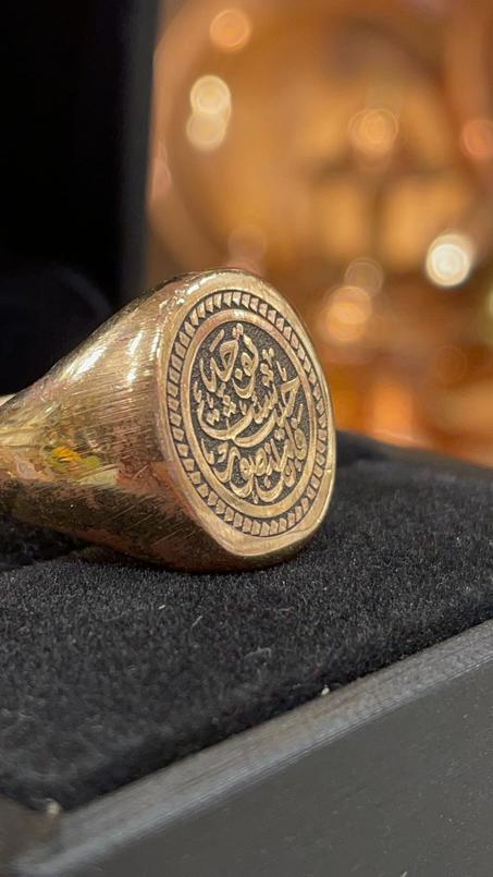 خواتم لوكس اشكال مختلفه ( اسلامى - نقش - فرعونى ) نحاس احمر / اصفر