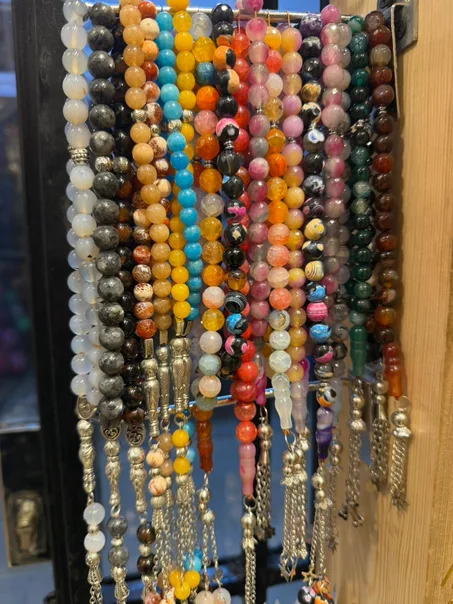 سبح احجار طبيعية عقيق ( الاسعار من 150 الي 360ج ) (جمله)