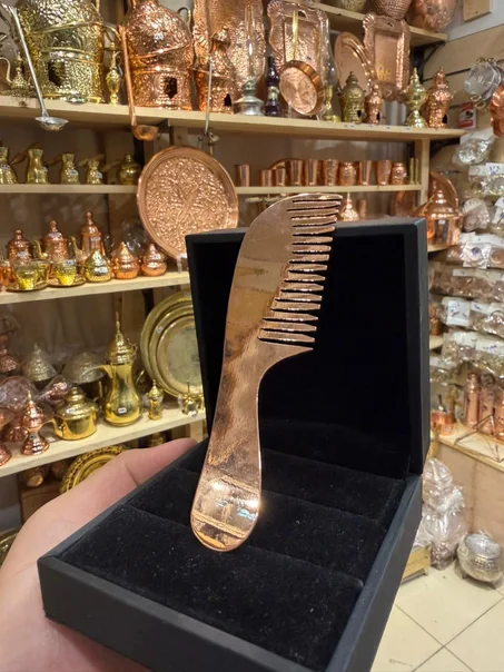 مشط جيب او شنطه نحاس احمر (جمله)