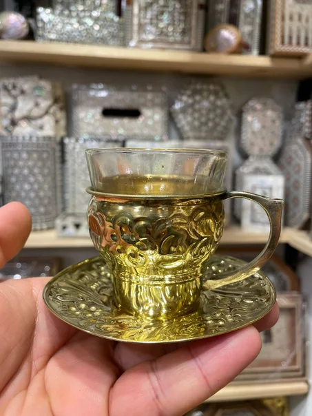 فنجان بطبق ملوكى  نحاس احمر / اصفر(جمله)