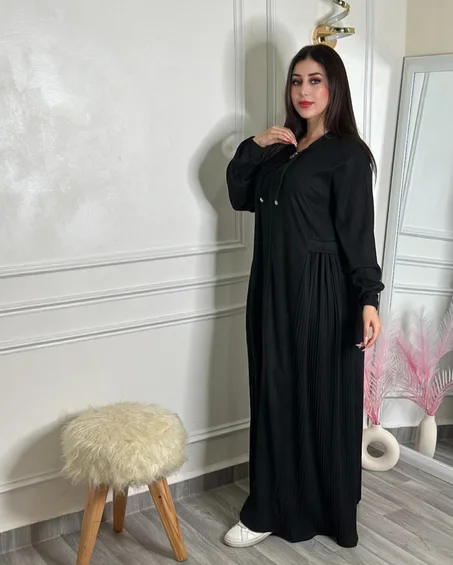 "غوب شتوية راقية من قماش قطيفة  فودان – أناقة شتوية بذوق عصري "