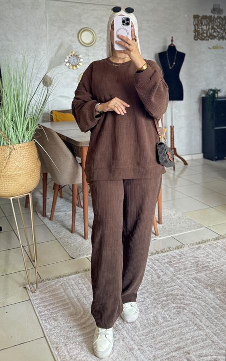 " أونصومبل جاكار أوفرسايز – لمسة فخامة وراحة فإطلالة وحدة  "