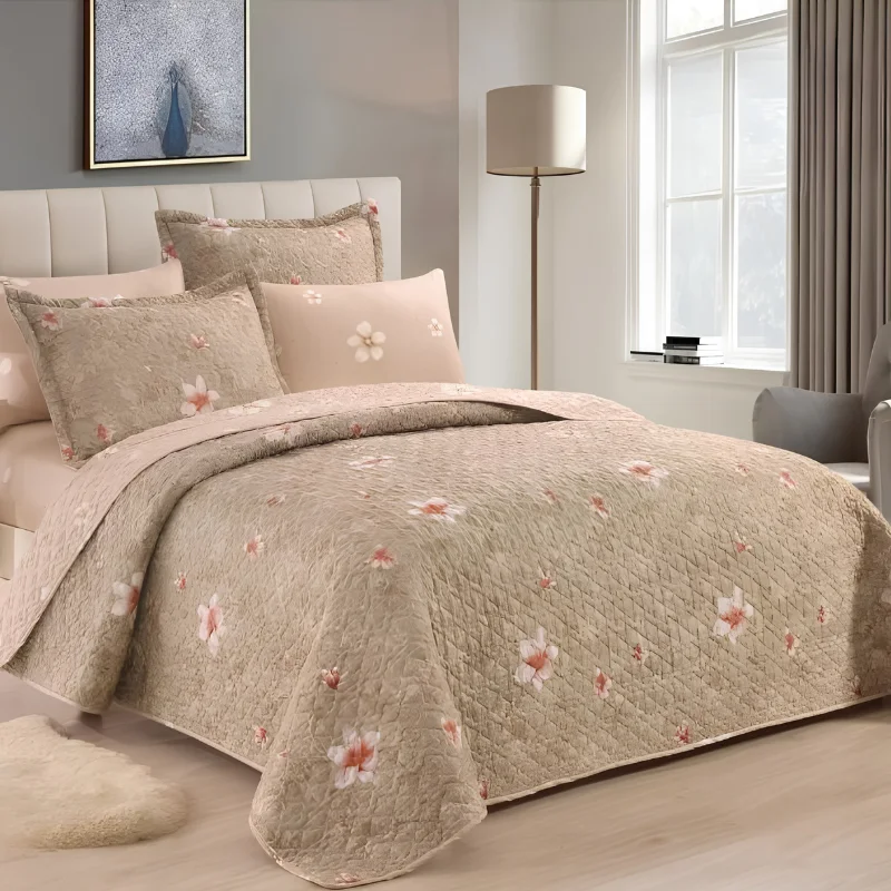 بيج/كابتشينو بأزهار وردية صغيرة