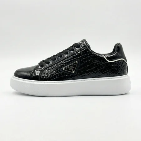 Italian Style Black Sneaker