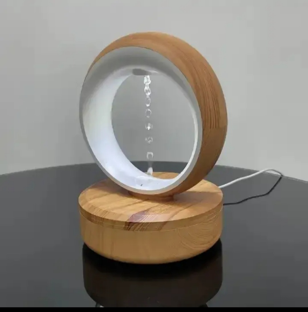 Humidificateur à Effet Anti-Gravité – 800 ml – LED & Diffuseur d’Arômes