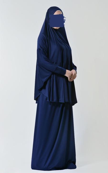 طقم صلاه حريمي لون كحلي ساده