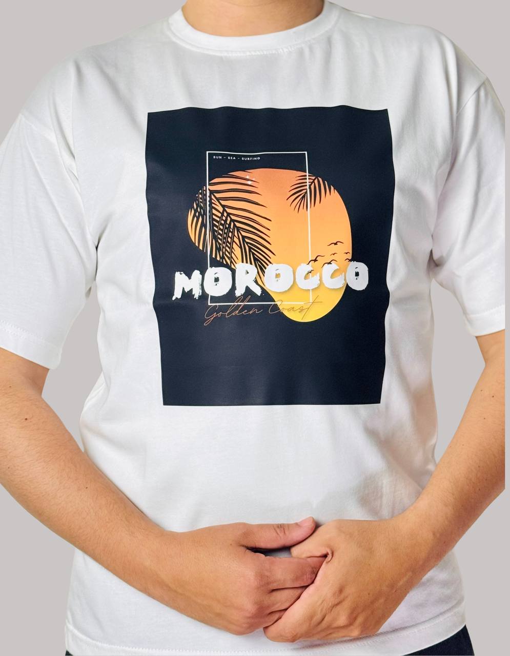 White t-shirt : Morocco