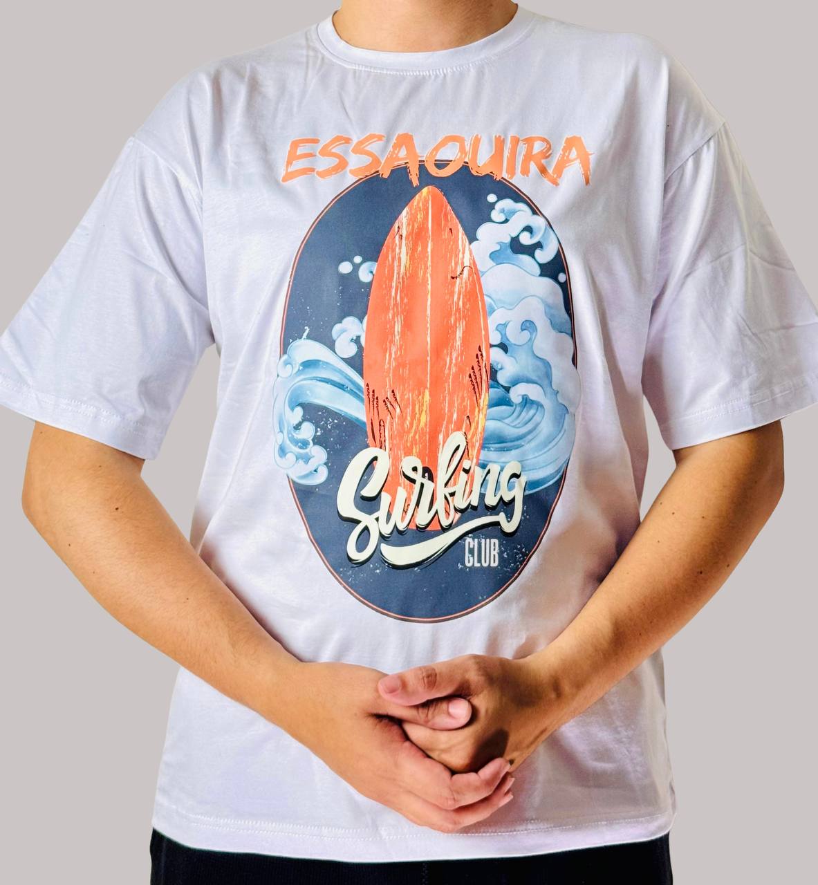 White t-shirt : Surfing Club