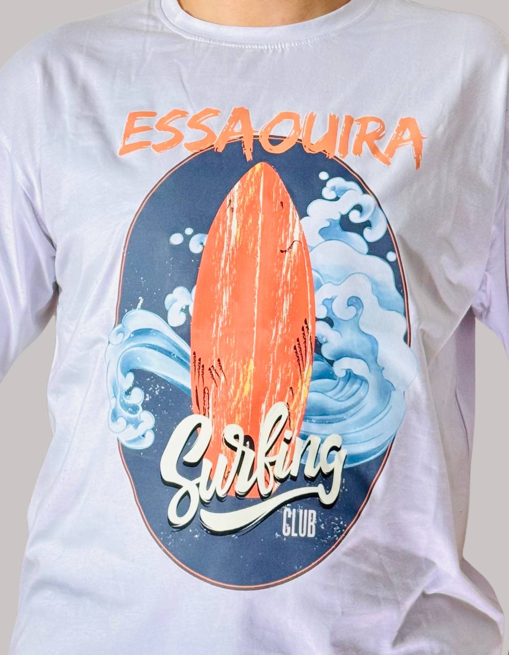 White t-shirt : Surfing Club