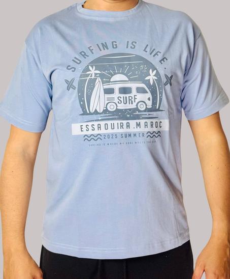 Sky-blue t-shirt : Surfing is Life
