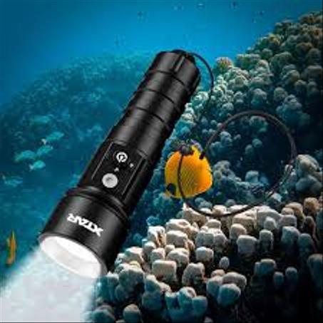 XTAR D26 U3 Lampe de poche de plongée 1100 lumens haute intensité IPX8 étanche 4 modes