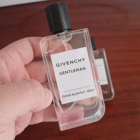 Givenchy Gentleman – عطر رجولي فاخر بثبات قوي