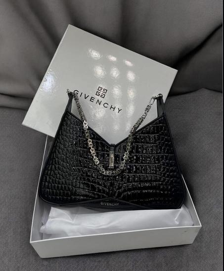 ✨ Sac à Main Givenchy – أناقة فاخرة تكمّل إطلالتك